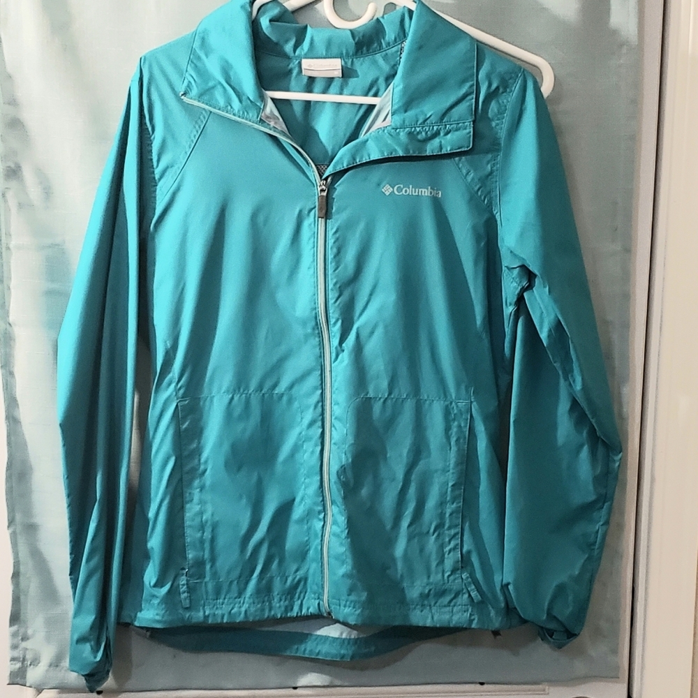Columbia windbreaker